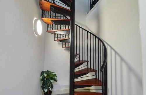 Cosy Emerald Suite - Two Story Duplex Apartment - Balcony - Contractors - Family - City Centre - Broadway Plaza - Five Ways - Sleeps 6 - Foto 15