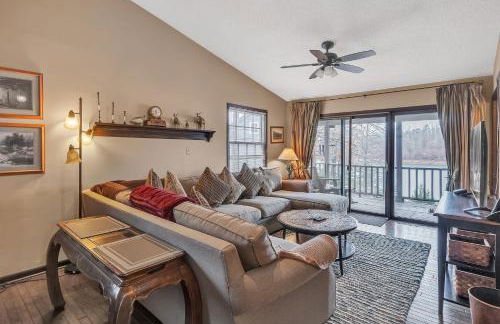 View West Lakefront Home - Foto 7