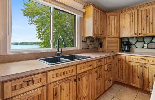 Fife Lake Lodge 2BR with Kitchen & Lake Views - Foto 18