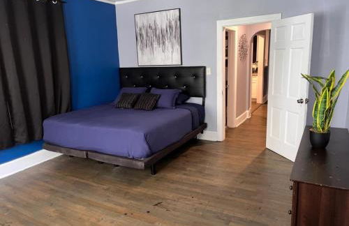 Charming King bed & Queen Sofa bed & TV Wifi - Foto 29