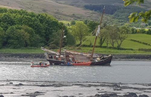 Loughview House overlooking Carlingford lough - Photo 31