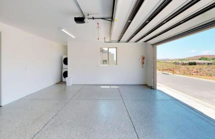 Townhome w Private Hot Tub Air Hockey and more - Foto 58