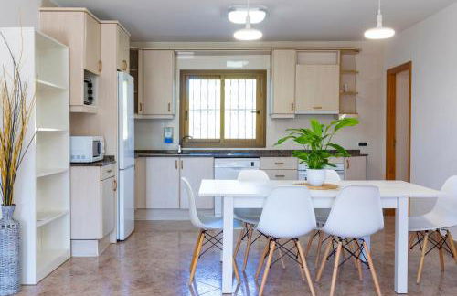 Villa close to Ibiza Town Sleeps 12 - Photo 24