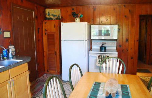 Cozy Cabin Retreat - Sleeps 8 - 1 Hr from STL - Foto 8