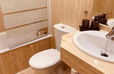 Lagos de Santa María Luxury Apartment Isabel - Photo 49