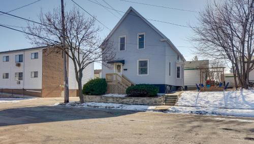 Walk to Kinnickinnic Ave! Newly Updated Abode - Foto 4
