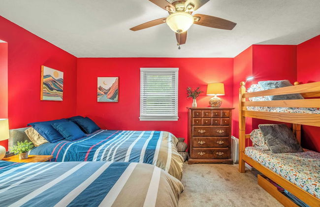 Double Diamond Lodge by Avantstay Group Escape w/ Firepit, Patio, Activities - Foto 31