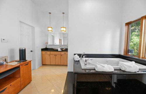 Amazing Grace - Zen mountain retreat with lake views - Foto 23