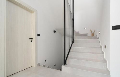 Modern 300m2 Villa - King Beds & Leisure Zone - Foto 25