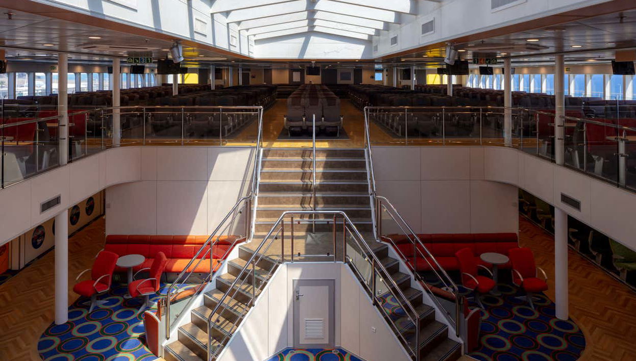 Uno de los barcos que unen Fuerteventura con Gran Canaria