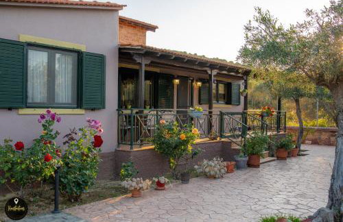 Luxury House with huge garden - Near "Mavra Volia" Beach - Foto 45