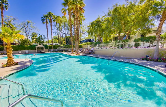 The Villas at Emerald Desert RV Resort - Foto 33