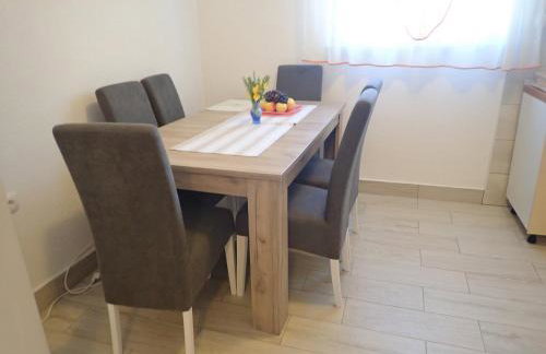 Apartment Jela at the seafront - Photo 25