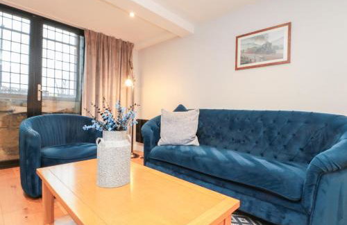 Blue Peter Engine Shed - Photo 4