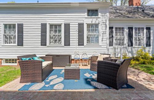 Historic Waterfront Home and Cottage - Foto 29