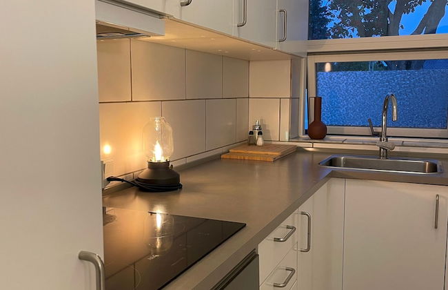 Cozy Backhouse With Large Private Garden - Foto 6