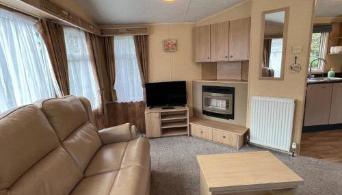 Poppy at Oakdene Forest Park - Foto 4