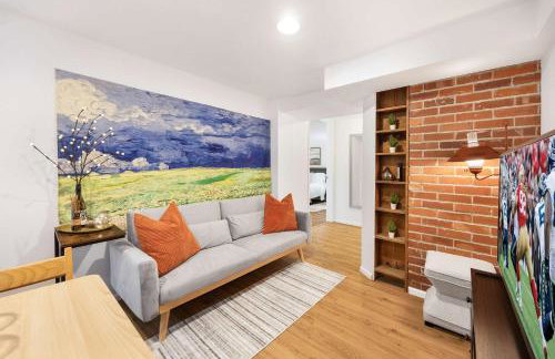 Artist 750sqft 2BR Basement Maple Leaf Park - Foto 1