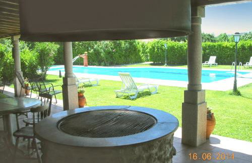 Charming Villa in Pedraça with Shared Pool - Foto 6
