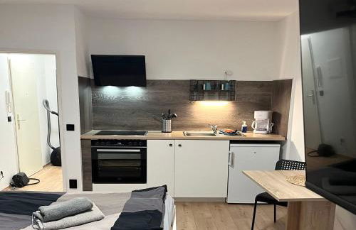 Low Budget Apartment Cologne - Foto 4