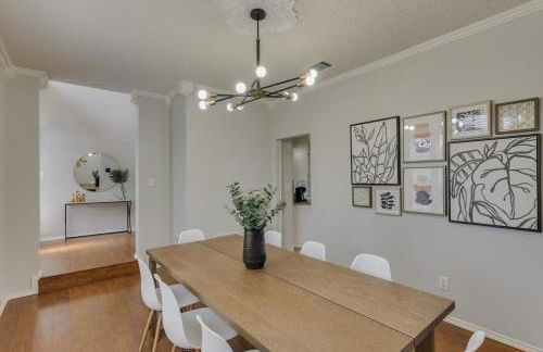 Amazing Modern Spacious Home with Pool - Foto 11