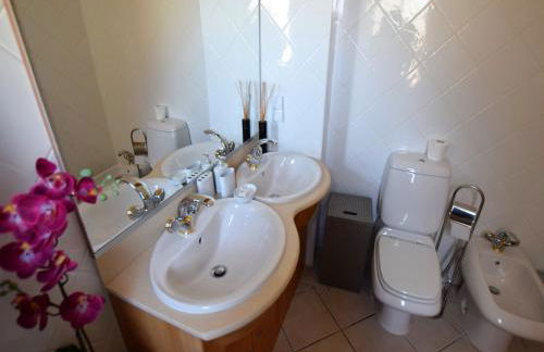 Charming Exceptional Villa in Algarve - Photo 55