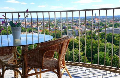 SUITE-XXI City View Hotelturm Augsburg - Foto 53