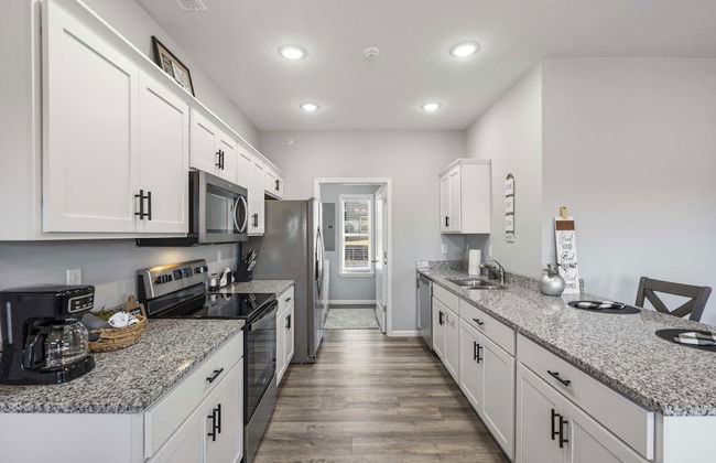 Top of the Ridge 3 BDR for 8! - Photo 10