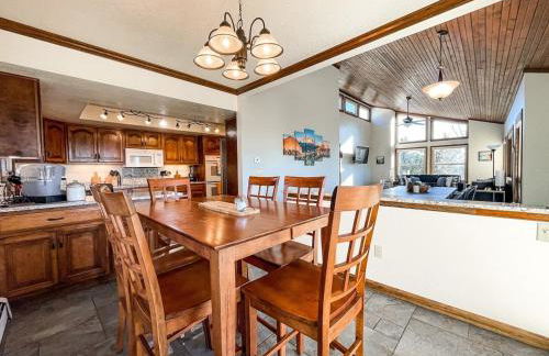 Sunset Mesa Hideaway with Hot Tub - Foto 12