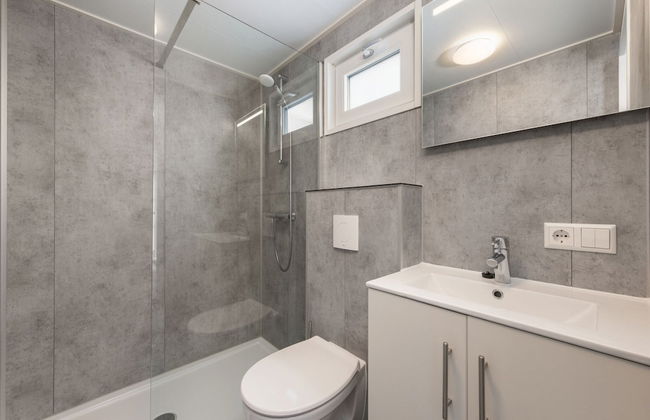 Modern Chalet Near Forest - Photo 10