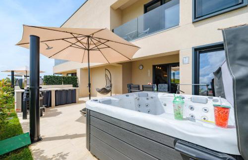 Luxury Apartments BRIGITTA with whirlpool in Umag - Photo 62