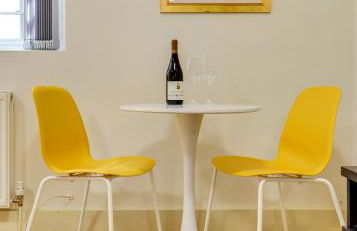 Redhill town centre apartment by Livingo - Foto 13