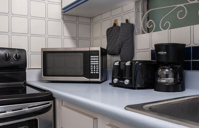 Luna Llena 1BDR Oceanview Pool - Photo 11