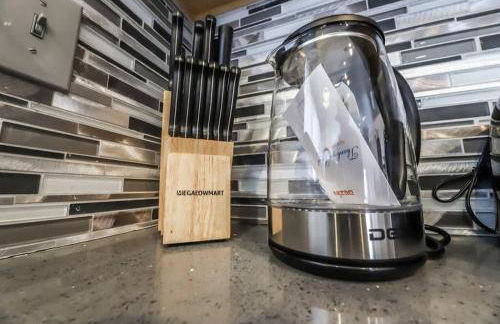 What you need A Hidden Gem in the Heart of Vegas - Foto 20