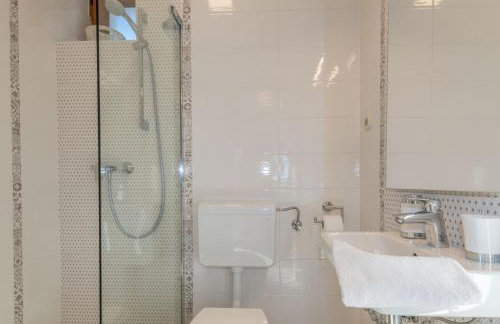 Villa Tupljak, luxury and comfort in a hidden summer hideout - Photo 12