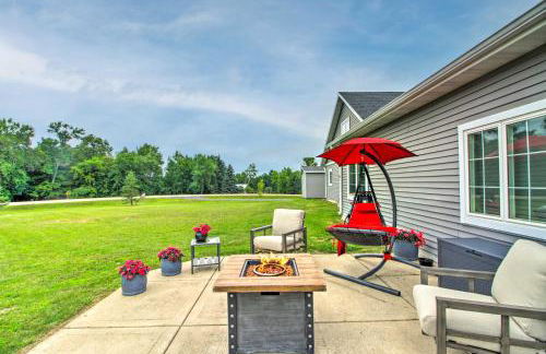 Quiet Retreat with Kayak and Patio, Walk to Lake! - Foto 1