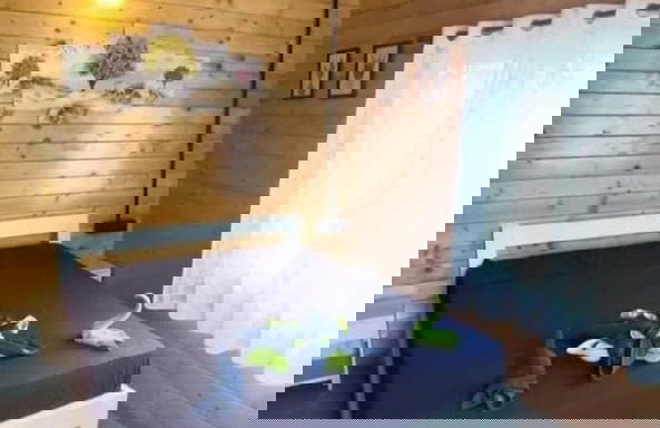 Little Swiss By the Lake - Photo 2