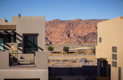 Poolside Plunge - Foto 34