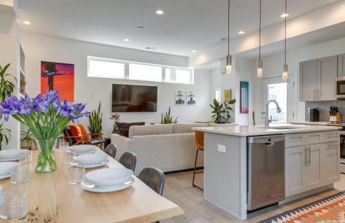 Modern Denver Townhome with Rooftop Terrace! - Foto 12