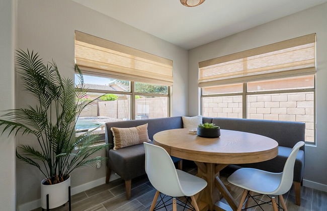 Dos Palmas - Gilbert Poolside Retreat - Photo 4