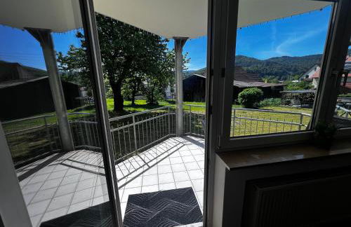 Apartment Ferienwohnung mit Grünem Blick Terrasse & Neu saniert Bordinghaus 24h Check-In in Freudenberg am Main - Foto 12