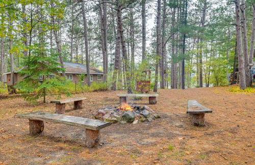 Quiet Retreat on Lake with Kayaks, Boats and Bikes! - Foto 33