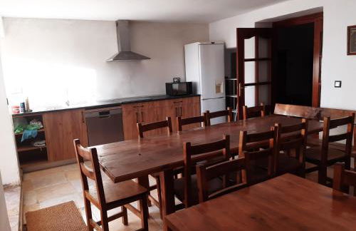 Habitaciones Peña Dorada - Photo 11