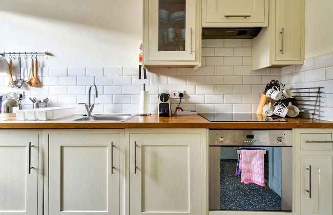 JOIVY Great Location - Lovely Rose St Apt in City Centre - Photo 6