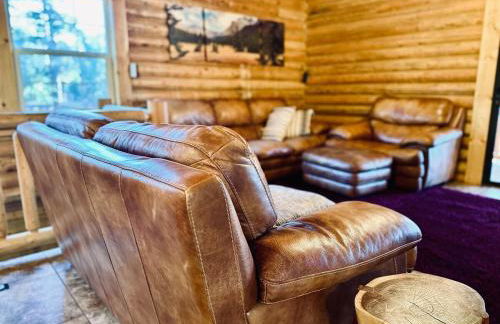 Backwoods Bonanza - Big Cabin With Hot Tub! - Foto 16