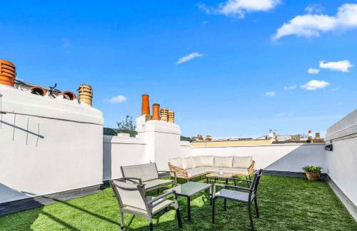 Beautiful 3-Bedroom House with Garden and Rooftop Retreat - Foto 43