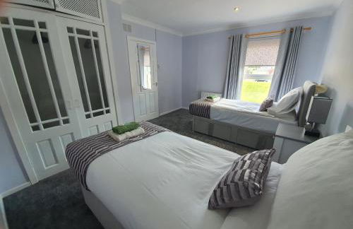 PREMIER - Kenilworth House - Photo 9