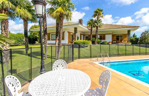 Picturesque Costa Brava Countryside Villa - Foto 38