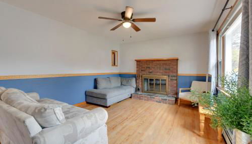 15 Mi to Cochrans Ski Area Cozy Home with Yard! - Foto 2