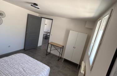 UNIQUE Appartement cosy dans villa avec piscine très bien placé - Foto 15